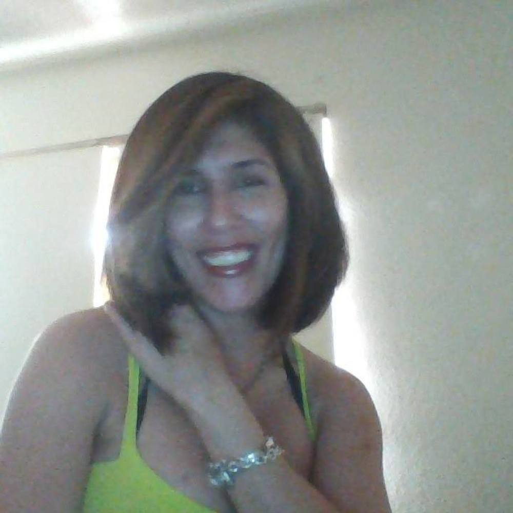 Meet your Posher, Carla